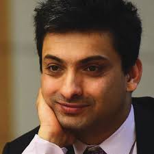 Chi ha realizzato il testo L'economia