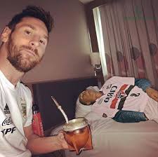 O bhai maro mujhe maro. Desimpedidos Tomando Mates Con Mi Companero De Pieza Paulao Desmaio Drinking Some Mate Tea With My Roommate Lio Facebook