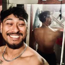 Marvel Studios is reportedly discussing Robert Downey Jr. playing Doctor  Doom after 'Avengers: Secret Wars'.