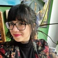 100+ perfiles de «Yasmin»