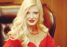 Γρήγορα, απλά και εντελώς δωρεάν! Marina Patoylh Menei Spiti Kai Mageireyei Gia Thn Oikogeneia Ths Pics