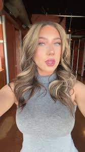 Katrina Farr's Instagram, Twitter & Facebook