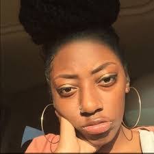 Courtney Allgood's Instagram, Twitter & Facebook