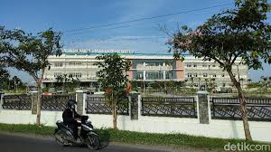 Saat dinas kesehatan kabupaten bangka sedang membuka kesempatan berkarir bagi putra putri bangsa indonesia untuk bekerja dan berkarir bersama dinas kesehatan kabupaten bangka untuk menempati posisi sebagai berikut ini. Pengumuman Rsud Wates Buka Lowongan Nakes Bangsal Isolasi Corona