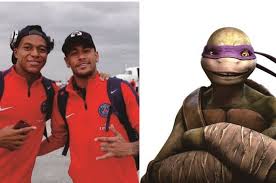 Kylian mbappe has been unhappy with the treatment he has received from neymar at paris the report claims that neymar and dani alves have joked about mbappe's appearance and refer to him by his nickname 'donatello' as they believe he resembles the teenage mutant ninja turtles cartoon. Neymar Samakan Kylian Mbappe Dengan Kura Kura Ninja Kok Bisa Semua Halaman Bolasport Com