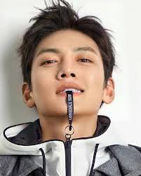 Almost weekend, up that mood, better times will always come!❤️🌎❤️🌏❤️🌍  Baby take care and stay healthy🙏 😘 Kisses from Worldwide  #JiChangWookWorldwideOficial #gmc_jcw_mexico #ProudFanOfJCW #지창욱  #jichangwook #citycouplewayoflove