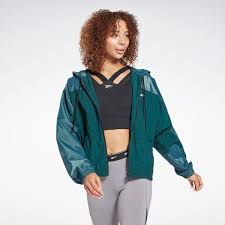 Rbk_____ streams live on twitch! Reebok Shiny Woven Jacket Grun Reebok Deutschland