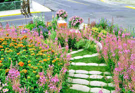 Hillside landscaping is a ct landscaping company that specializes in landscape design, hardscape design, water features, organic lawn fertilizers & organic lawn care services. 12 Hillside Landscaping Ideas To Maximize Your Yard