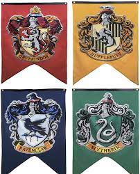 Drapeaux Des 4 Maisons De Poudlard Harry Potter Wingardium Leviosa