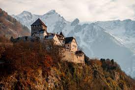 ˈlɪçtn̩ʃtaɪn), officially the principality of liechtenstein (german: In Liechtenstein Ein Girokonto Eroffnen N26