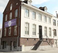 Jeff hoeyberghs, belgian plastic surgeon. Home Hoffkliniek