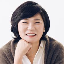 Mk Kim's Instagram, Twitter & Facebook