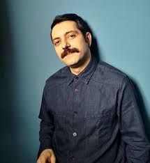 Masumlar apartmanı dizisinde canlandırdığı gülben karakteriyle milyonların beğenisini kazanan merve dizdar, eşi gürhan altundaşar'ın çok güzel hareketler bunlar'dan rol. Gurhan Altundasar Biyografya