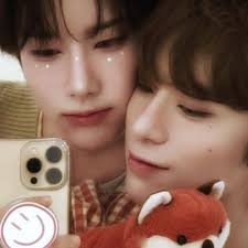 Soooooo I drew Maki as a jojo (not the one from &team) character I know  it's not perfect but I had such a great time doing it 🤍 @andTEAM_members  #andTEAM_MAKI