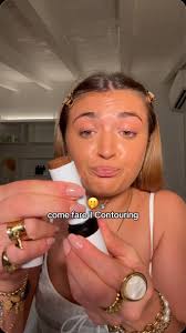 Amore ti insegno a fare il CONTOURING nella tua rubrica preferita: ✨come  truccarsi bene🤓✨, spero questo video ti sia utile!