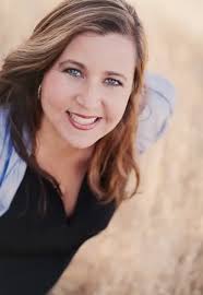 Psychology & Neuroscience & Wellbeing Coach, Lisa C.