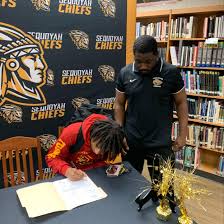 Cherokee County football players sign NLIs