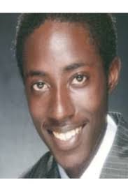 Demond Moore's Instagram, Twitter & Facebook