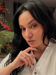 Waiting for 2026…🤍🥂