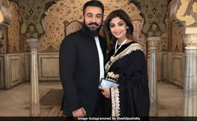 Hi i play free fire and my name is bossman1136n. Shilpa Shetty Husband Raj Kundra Attend A Birthday Party In Jaipur Pics Are Now Trending