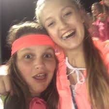 mary holst (@mholst07)