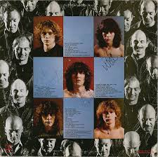 Def leppard are an english rock band formed in 1977 in sheffield. Def Leppard