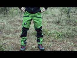 Mit den letzten warmen herbsttagen haben wir die revolutionrace nordwand pro wanderhose getestet. Casual Clothing From Revolutionrace Nordwand Pro Is A Cactus Green Outdoor Pant With Ventilation Stretch Boot Hooks 5 Poc Outdoor Pants Pants Sports Travel