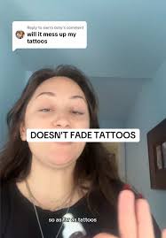 Cyperus Rotundus Sobre Tatauje