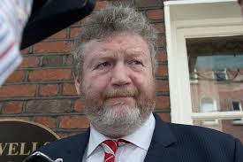 Cancer survivor's medical card 'taken out of blue'