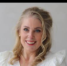 Congrats to MiToko and family da Silva de Goes, who launched their new  shopping platform and bring the ultimate shopping experience to all in  Curaçao! Shopping online with www.goisco.com is now possible