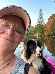 Thankful to be apart of this group and have "met" some pretty awesome women  in here!! Love engaging and supporting you all 💜 I am all love and sass,  momma of 3