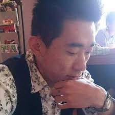 賣家團最新名單請參閱重申前令賣家之間的調貨由於非屬終端消費行為,是沒有七日鑑賞期保護的,如果賣家與賣家間購買物件,請核對完名單後與對方確認用途.調貨動作請另行簽定切結,否則賣方賣家得拒絕買方賣家的購買,要鑑定什麼的須雙方同意後在交易行為內一次解決.  原則上社團 ...