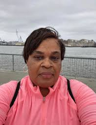 Out early this morning 🤍🧡🤍 T