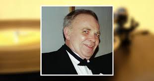 Carl Lee Hoglund Obituary December 4, 2024