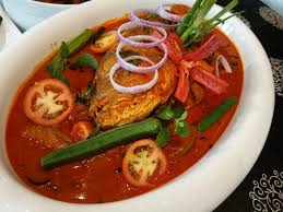 Menu lazat untuk hidangan tengah hari. Promosi Kari Kepala Ikan Sempena Bulan Kemerdekaan The Light Hotel Penang