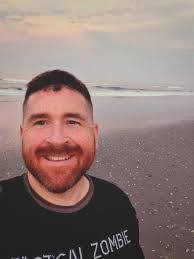 Mark Crouse's Instagram, Twitter & Facebook