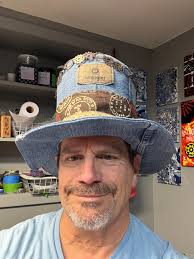 I'm a hat newbie! And I think I like it!