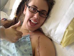 Grateful patient and her parents give gift to mark the 10-year anniversary  of her crash