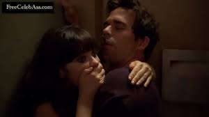 Zooey Deschanel Toilet Sex From New Girl - XNXX.COM