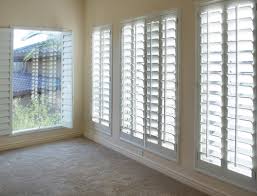 Read on for bedroom window treatment ideas along with their pros and cons and discover which window treatments are best for your bedchamber. Best Window Treatment Options For Small Spaces Vogue Window Fashion