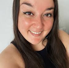 Un nouveau restaurant ouvrira ses portes à l'UQAM dès la rentrée : le  Ginkgo café-bar. Il s'installera dans les anciens espaces du bistro  Sanguinet au pavillon J.-A.-DeSève (DS).