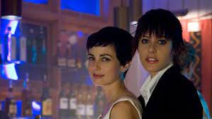 Focus on new words, grammar and pronunciation in this short text. Episode 5 From Season 2 Of The L Word On Showtime Short Natural Hair Styles Short Hair Styles The L Word