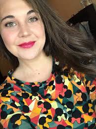 Good morning! Wearing Sandstone pearl shimmer, and Mocha Java shimmer with  Denim shadowsense, and Vintage Rose Hydramatte lipsense. Added Pearlizer  for an extra glow and translucent powder for a finishing touch. Have