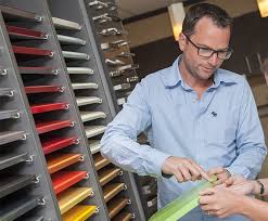 Un concepteur vendeur est un professionnel de l'aménagement de cuisine. Qu Est Ce Qu Un Concepteur Vendeur Blog Cuisine Plus