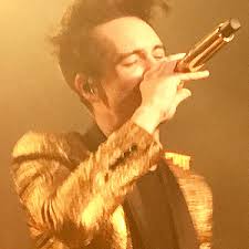 Blue is the color of the sky and sea. Brendon Urie Twitter Icons Explore Tumblr Posts And Blogs Tumgir