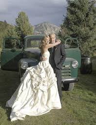 Kevin Costner Wedding Photos Kevin Costner Wedding Twobertis Celebrity Wedding Dresses Celebrity Wedding Photos Celebrity Weddings