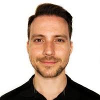 30+ perfiles de «Erick Ramirez»