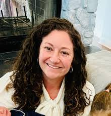 Madeline Mandel's Instagram, Twitter & Facebook