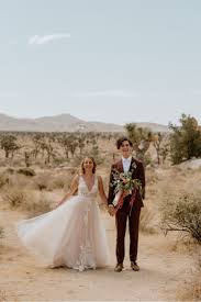 For candid photos, authenticity is more important than perfection. Hannah And Justin S Dreamy Boho Joshua Tree National Park Elopement Pnw Wedding Photographer Madeline Rose Photography Co Wedding Wedding Photographers Woodsy Wedding