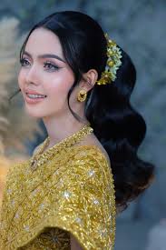 ភ្ជាប់ពាក្យ ✨ឃ្វីនតា សំអាងការ✨ Makes up :Sem Pisal💄 Hair Style :លីលី  លីលី💇🏼‍♀️ កូនក្រមុំSis Ka🦋💃🏻 ស្លៀកបុរាណក្រុមការងារ 🧵🪡 Contact us :  086840083